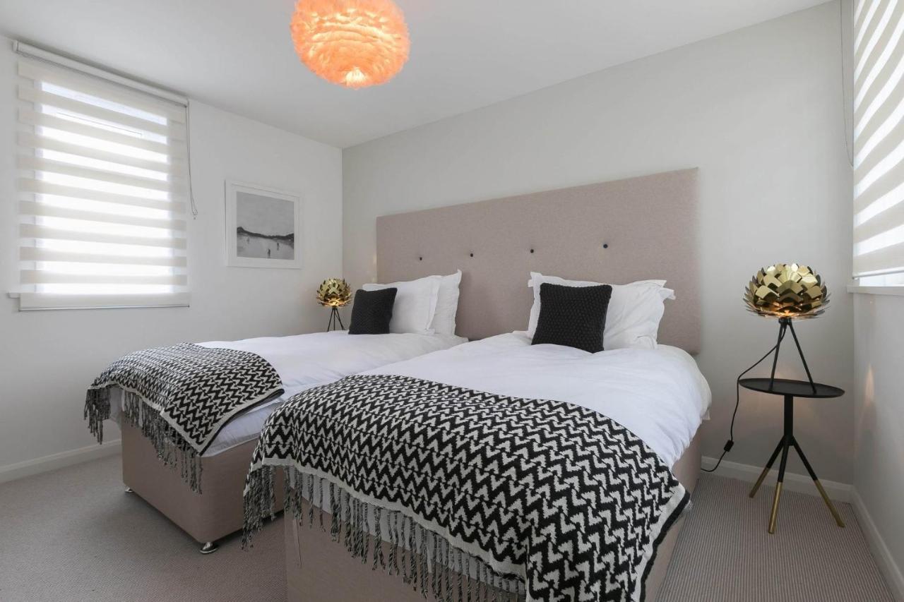 דירות Carbis Bay Golden Heights מראה חיצוני תמונה